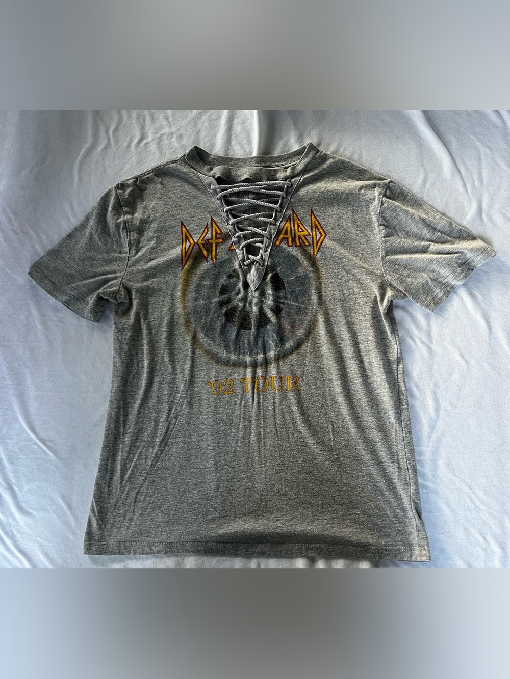 Vintage Def Leppard Lace-Up Tour Graphic Tee 2017
